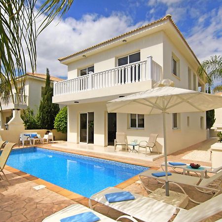 Nissi Sapphire Villa アヤナパ エクステリア 写真