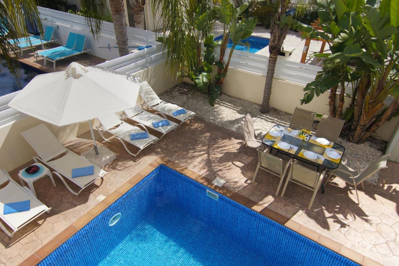Nissi Sapphire Villa アヤナパ エクステリア 写真